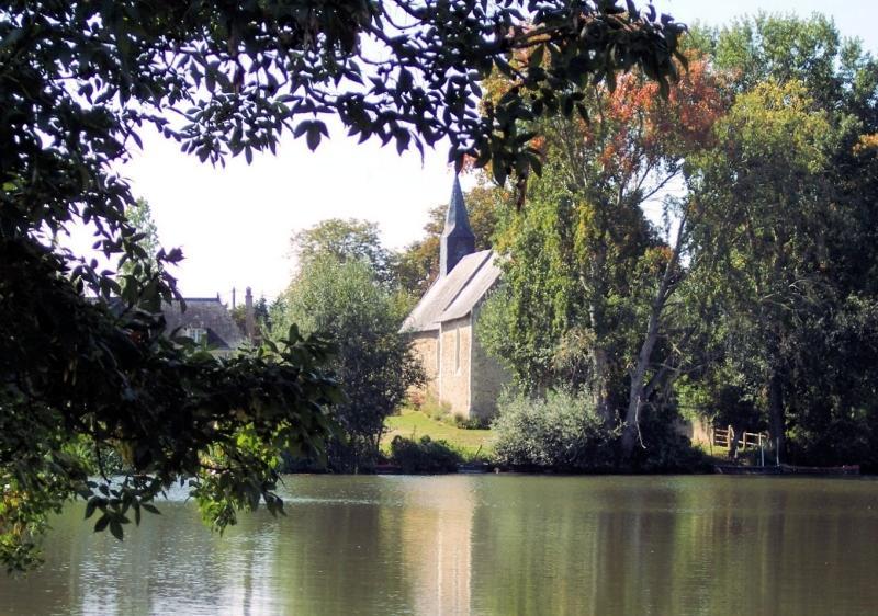 Le Relais De La Caleche Hotell Saint-Denis-dʼAnjou Eksteriør bilde