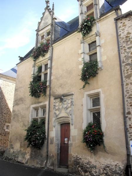 Le Relais De La Caleche Hotell Saint-Denis-dʼAnjou Eksteriør bilde